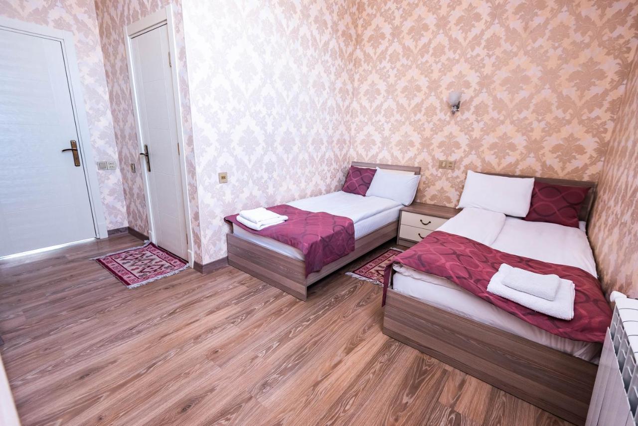 Damla Hotel Bakoe Buitenkant foto