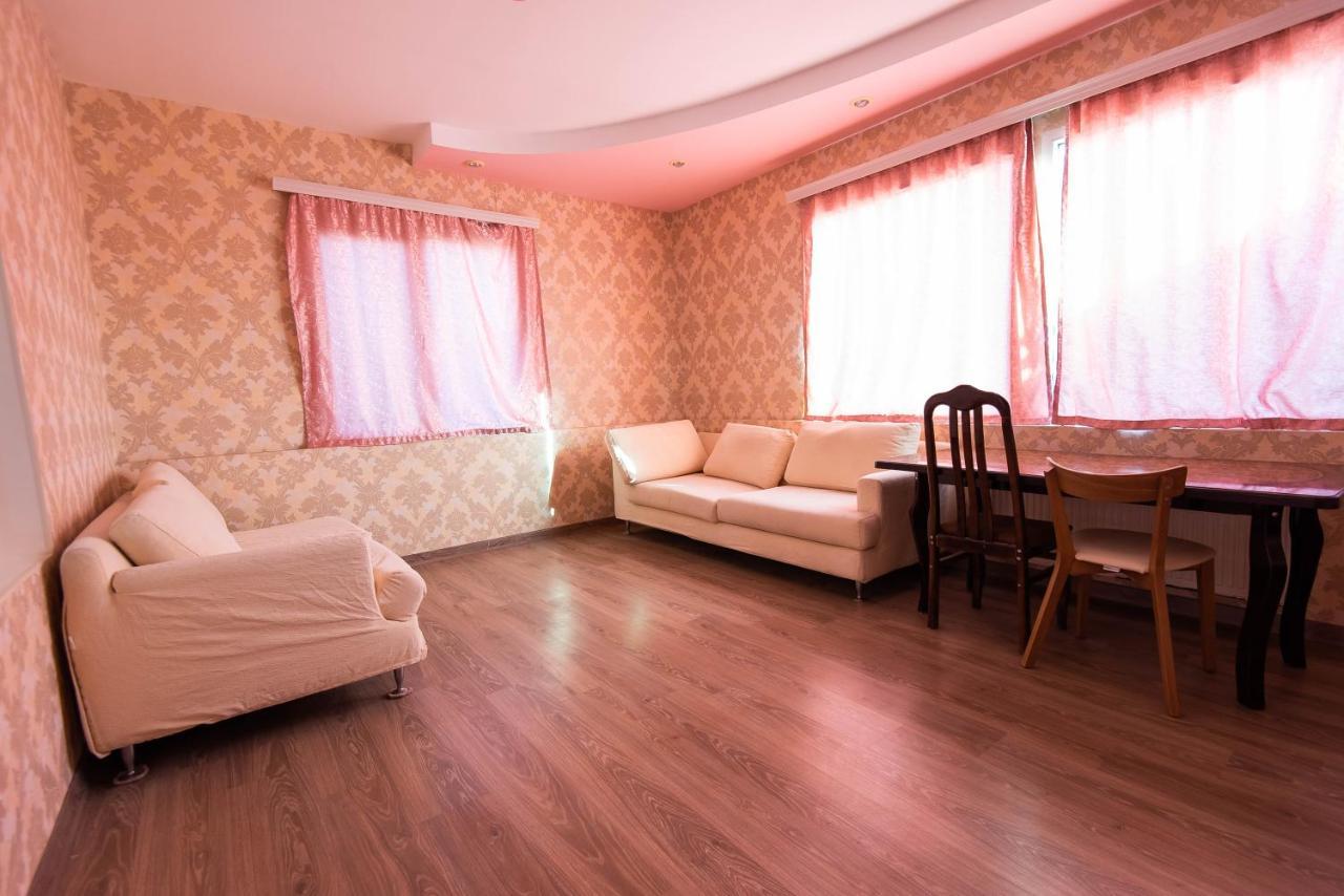 Damla Hotel Bakoe Buitenkant foto