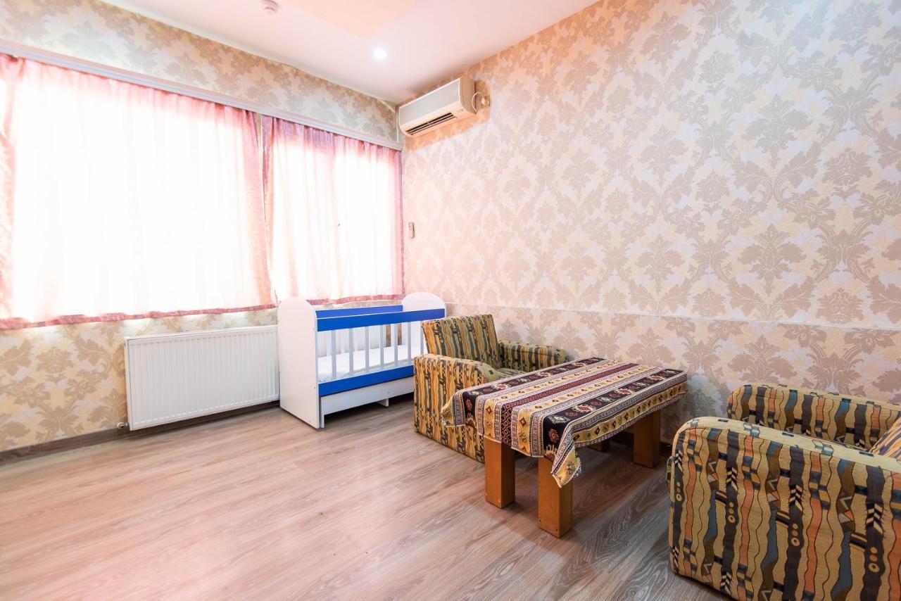 Damla Hotel Bakoe Buitenkant foto