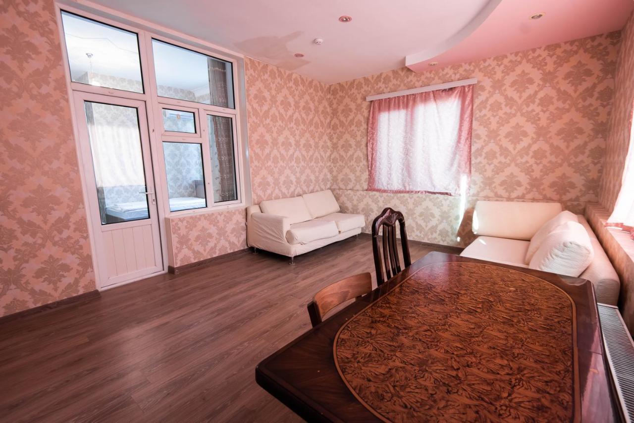 Damla Hotel Bakoe Buitenkant foto