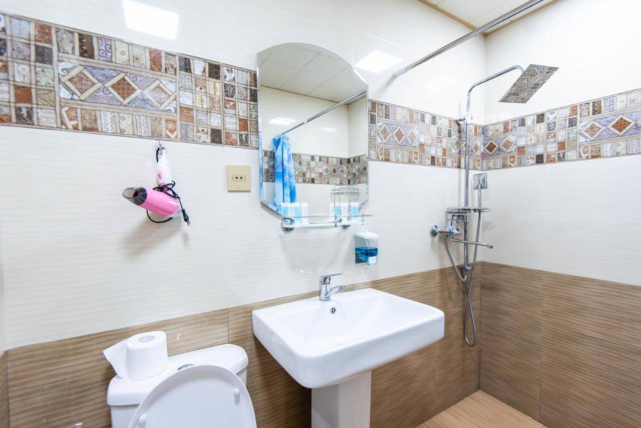 Damla Hotel Bakoe Buitenkant foto